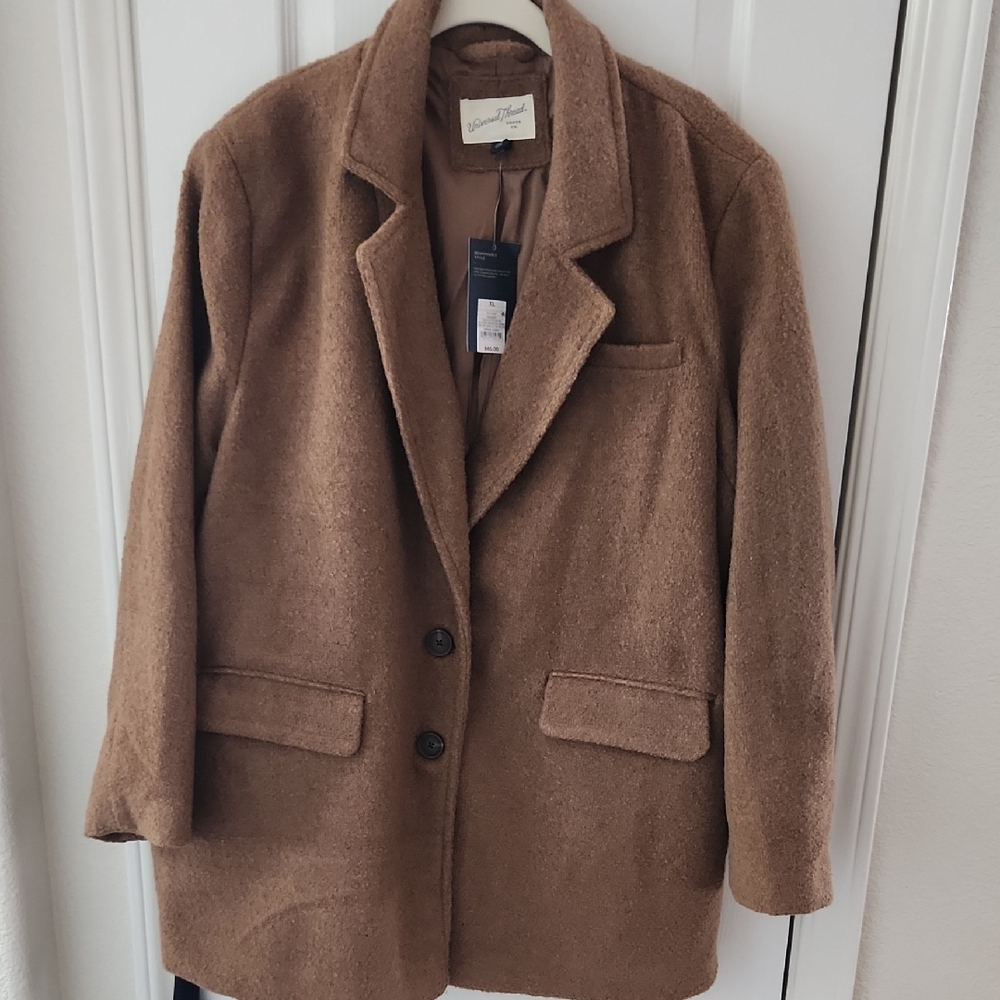 Universal Thread Oversized "Wool Like" Tan Jacket, Size XL